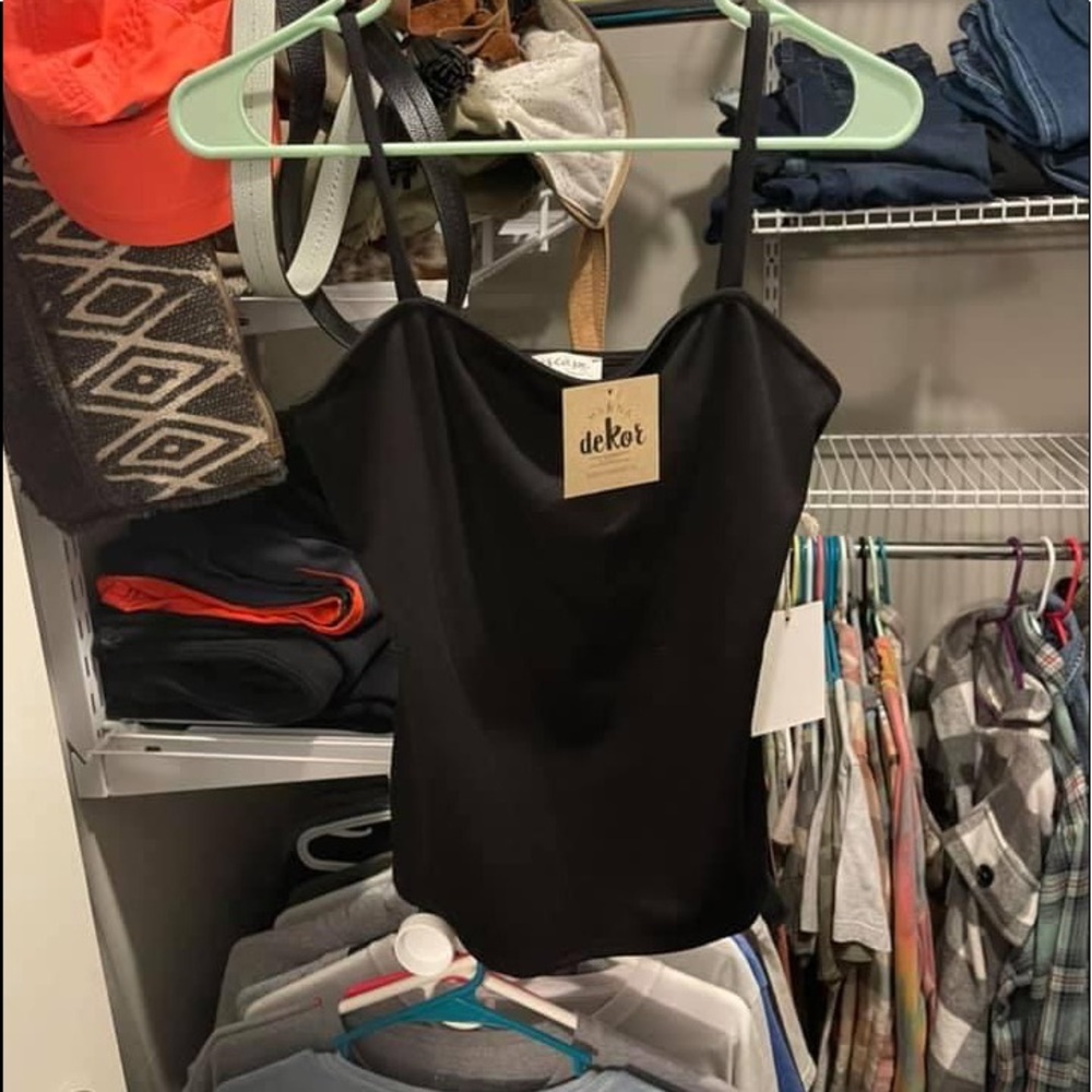 Black tank top!